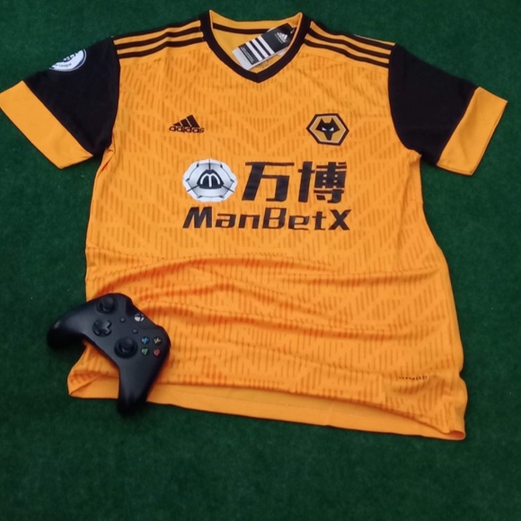 WOLVERHAMPTON WANDERERS KIT 20/21 - Picture 5 of 5
